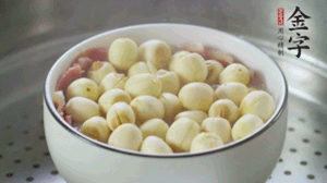 上鍋大火蒸1小時(shí)。