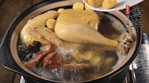 出國前加少許鹽，撒上蔥花即可。