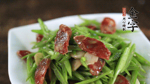 出鍋前加適量鹽即可。