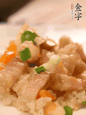 出鍋后撒點(diǎn)蔥花更香。